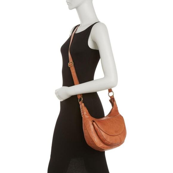 $228 - FRYE Maddie BEIGE Leather Saddle Bag (pu500
